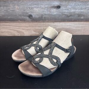 Dansko Reeta Bead Embellished Sandal Black Nubuck Leather Size: 40 / 9